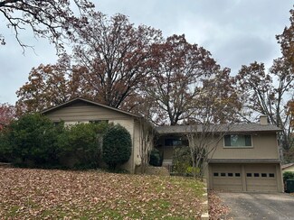 7104 Briarwood Dr, Little Rock, AR 72205