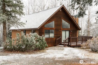 21935 Cloverleaf Rd, Chugiak, AK 99567