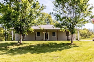 105 NW 1050th Rd, Warrensburg, MO 64093
