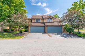 33 Harvard Rd, Watervliet, NY 12189