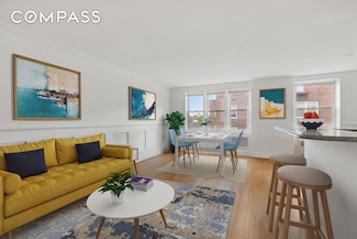 400 E 17th St Unit 711, Brooklyn, NY 11226
