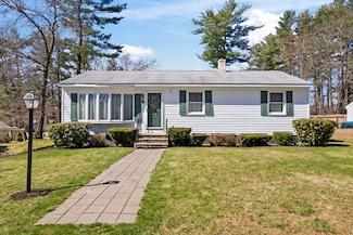 4 Gromble Way, Windham, ME 04062