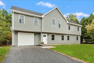 94 Lowther Rd, Framingham, MA 01701