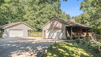 4234 N 2nd St, Kalamazoo, MI 49009