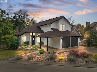13449 Vermeer Dr, Lake Oswego, OR 97035