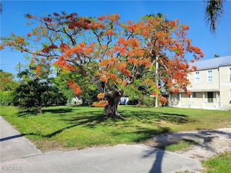 12430 Mcgregor Blvd, Fort Myers, FL 33919