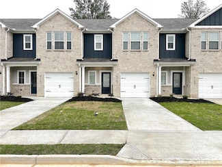 4141 Oakwood Ter Ct, Oakwood, GA 30566
