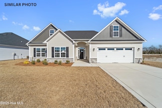 720 Secession Ln, Jacksonville, NC 28546