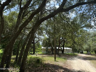 133 Poplar Dr, Interlachen, FL 32148