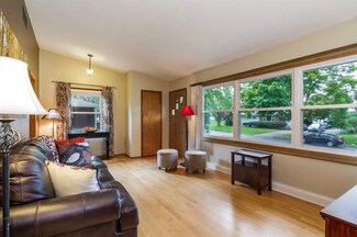 5025 Spaanem Ave, Madison, WI 53716