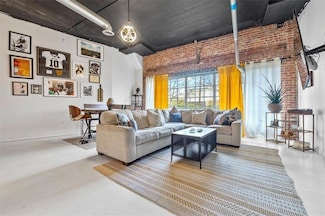 881 Memorial Dr SE Unit 116, Atlanta, GA 30316