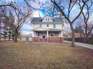 406 N 1st St, Norfolk, NE 68701