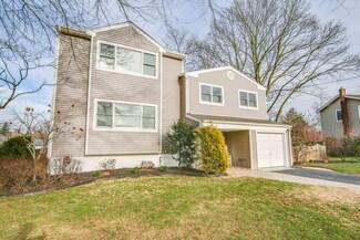 1199 Turf Dr, Oceanport, NJ 07757