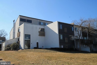 804 Stratford Dr Unit 14, State College, PA 16801