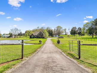 315 Dixon Rd, Shelbyville, TN 37160