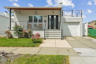 81-34 169th St, Jamaica, NY 11432