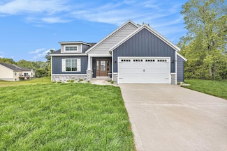 8366 Rose Ridge Dr NE, Rockford, MI 49341