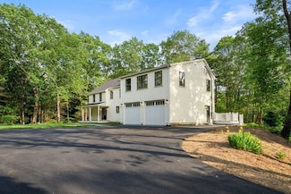 14 Ruel Dr, Dover, MA 02030