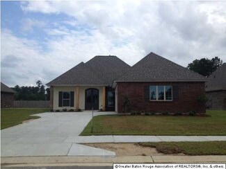 8694 Sandpiper St, Denham Springs, LA 70706