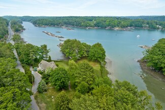 27 Long Point Rd, Harpswell, ME 04079