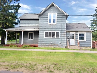 2340 Banks Ave, Superior, WI 54880