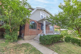 315 Lavina Ave, Pittsburgh, PA 15216