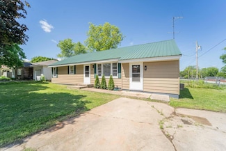 505 S Elm St, Buffalo, MO 65622