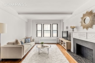 70 E 96th St Unit 2D, New York, NY 10128