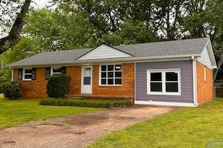 1701 Golf Club Ln NW, Huntsville, AL 35816