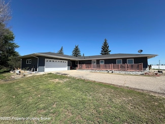 13802 U S 85, Alexander, ND 58831