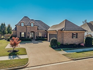 304 Lakewood Hill Dr, Oxford, MS 38655