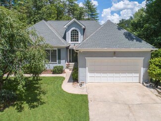 909 Golf Course Cir, Murphy, NC 28906
