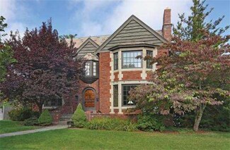 24 Fellsmere Rd, Newton Center, MA 02459