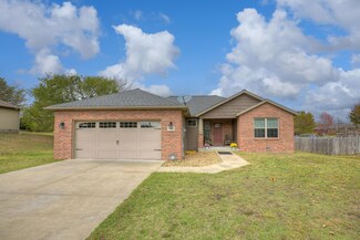 2023 E 17th St, Joplin, MO 64804