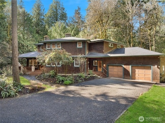 14677 Sivertson Rd NE, Bainbridge Island, WA 98110