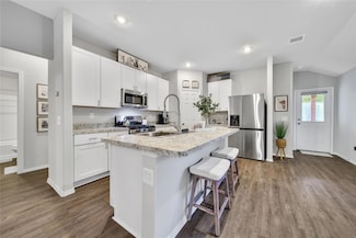 1879 Brushy Cedar Ct, Conroe, TX 77301