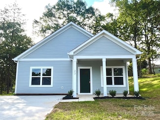 23 East St, Granite Falls, NC 28630