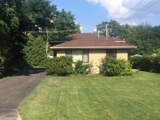 6N347 Forest Ave, Saint Charles, IL 60174