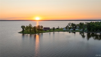 9663 Lewis Point Rd, Canastota, NY 13032