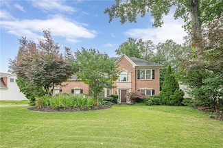 10865 Glenhurst Pass, Duluth, GA 30097