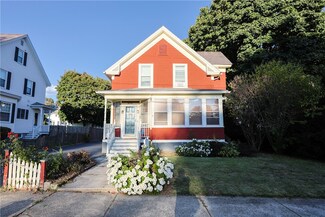 391 Summer St, Woonsocket, RI 02895