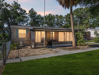6217 Florence St, Gibsonton, FL 33534