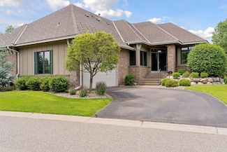 343 Waycliffe Dr N, Wayzata, MN 55391