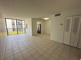 16919 N Bay Rd Unit 617, Sunny Isles Beach, FL 33160
