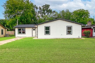 5727 Thrush Dr, Houston, TX 77033