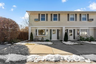 22 Newton St, Pawtucket, RI 02860
