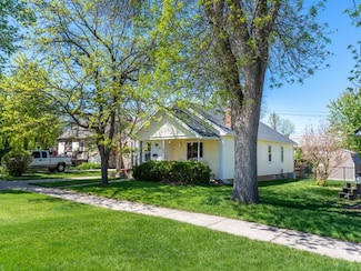 1229 N Main St, Spearfish, SD 57783