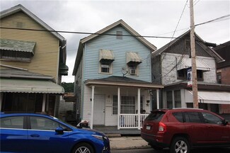 714 Fallowfield Ave, Charleroi, PA 15022