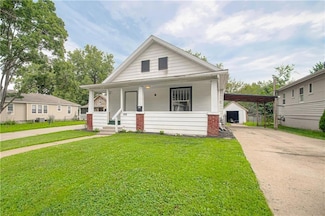 819 S Ash Ave, Independence, MO 64053