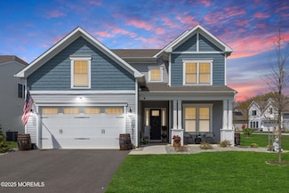 2 Pasture Dr, Wall Township, NJ 07727